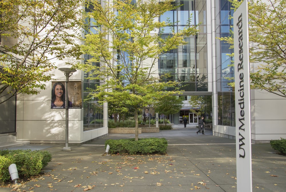 Exterior of UW Medicine at South Lake Union 