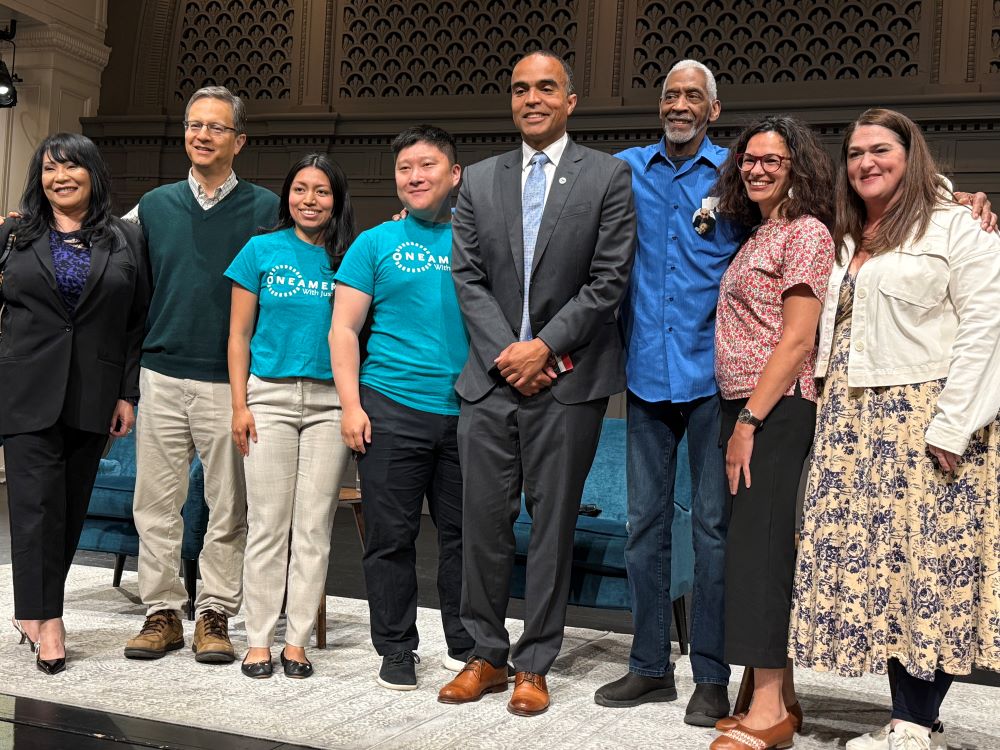 Town Hall speakers group photo with Washington Attorney General (AG) Nick Brown