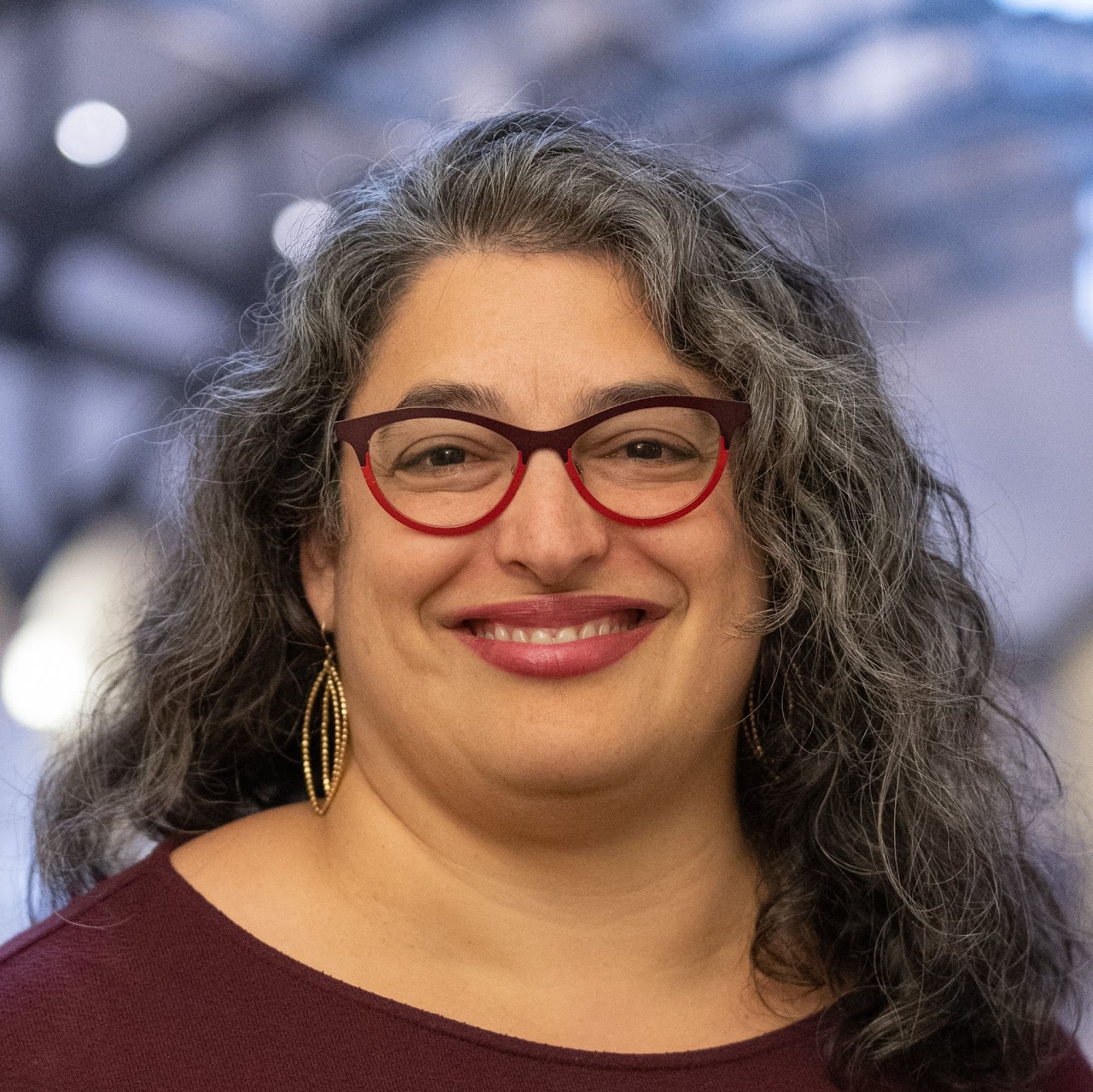 Headshot of Dr. Lisa Erlanger